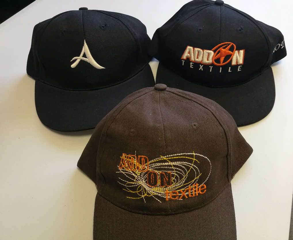 Exemples de casquette brodées